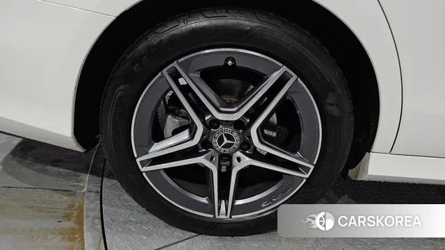 Mercedes-Benz E-Class W213 id 3164229 из Кореи 15