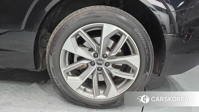 Audi e-Tron id 4179054 из Кореи 16