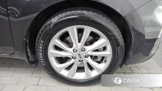 Kia The New Carnival id 3573940 из Кореи 15