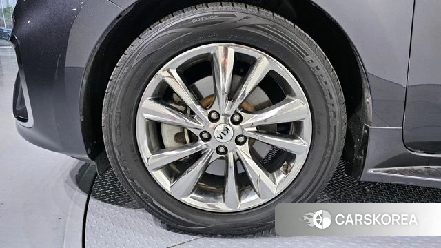 Kia The New Carnival id 3917426 из Кореи 15