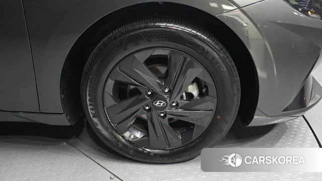 Hyundai Avante Hybrid (CN7) id 4231703 из Кореи 25