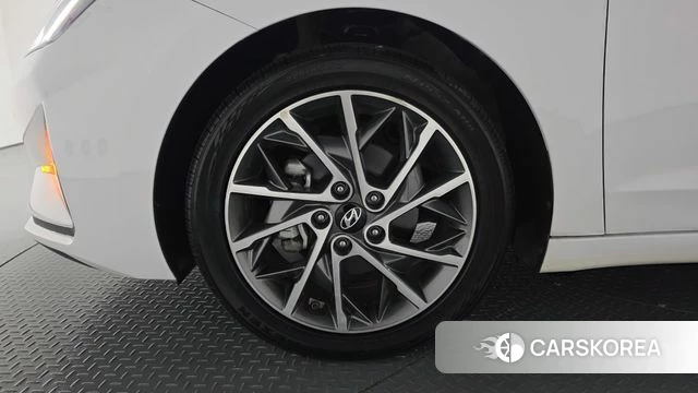 Hyundai The New Avante AD id 4895457 из Кореи 29