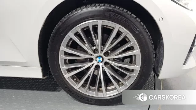 BMW 3 Series (G20) id 3334945 из Кореи 15