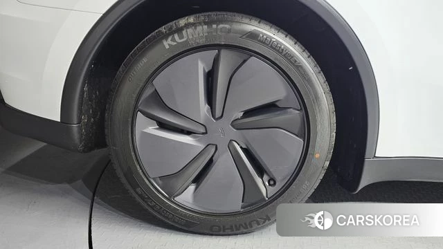 Tesla Model Y id 4380876 из Кореи 28