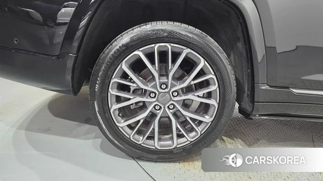 Jeep Grand Cherokee (WL) id 4872170 из Кореи 35