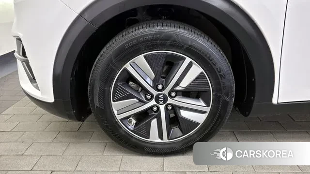 Kia The New Niro id 3686927 из Кореи 15