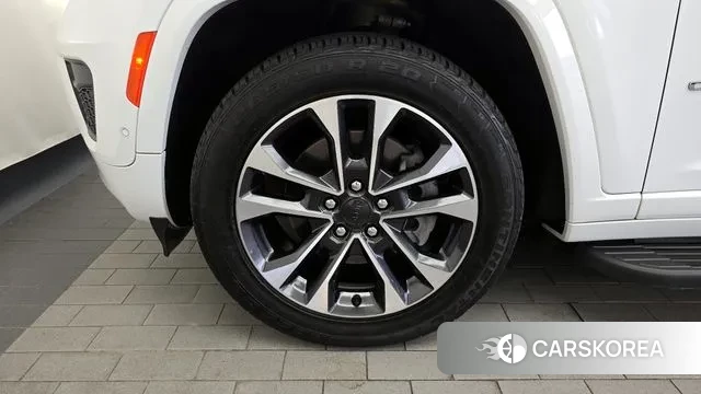 Jeep Grand Cherokee (WL) id 3153622 из Кореи 15