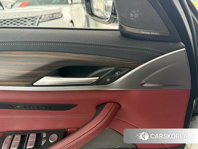 BMW 5 series id 4301685 из Китая 12