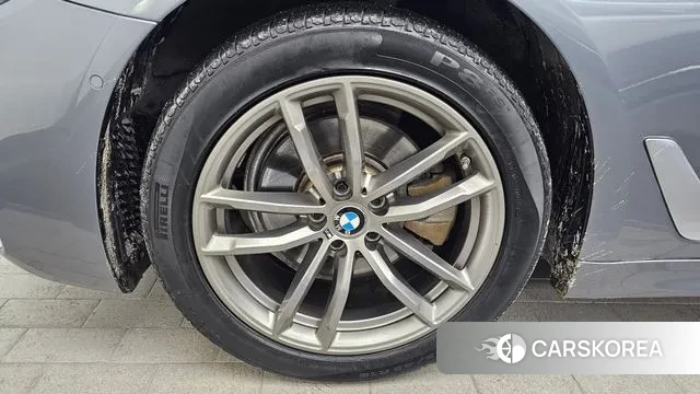 BMW 5 Series (G30) id 3449799 из Кореи 15