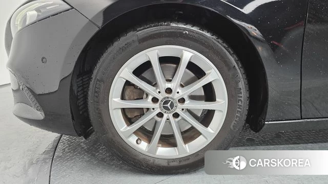 Mercedes-Benz A-Class W177 id 3807813 из Кореи 15