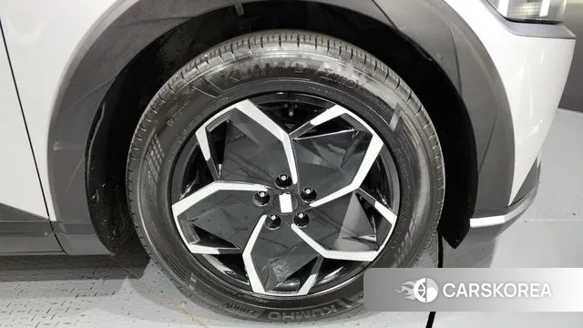 Hyundai Ionic 5 id 3377761 из Кореи 15