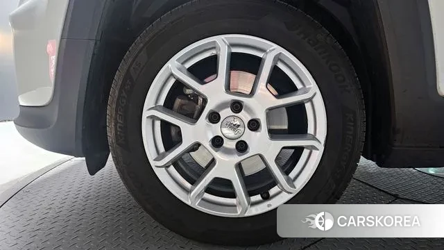 Jeep Renegade id 3296557 из Кореи 15