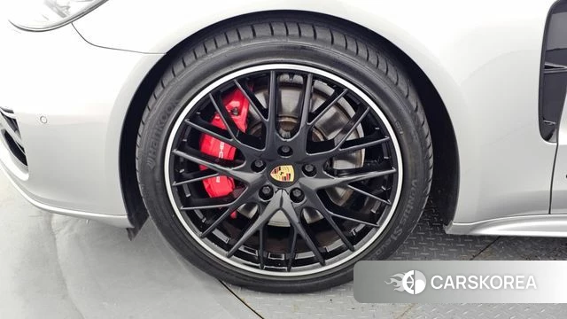 Porsche Panamera (971) id 4508178 из Кореи 27