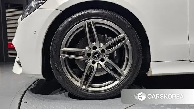 Mercedes-Benz E-Class W213 id 3789473 из Кореи 15
