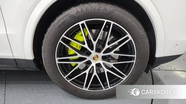 Porsche Cayenne (PO536) id 3405089 из Кореи 15