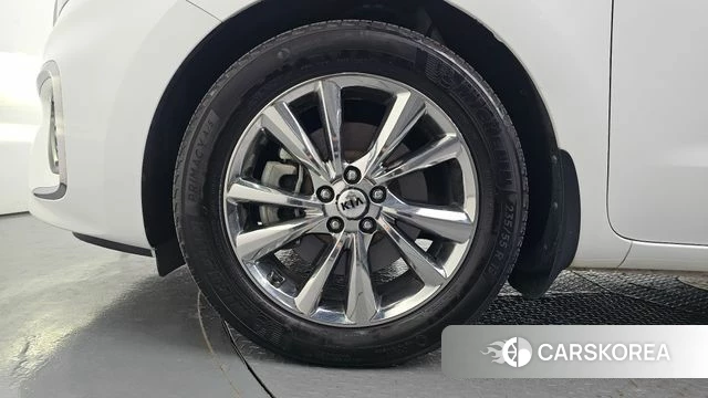 Kia The New Carnival id 4250889 из Кореи 25