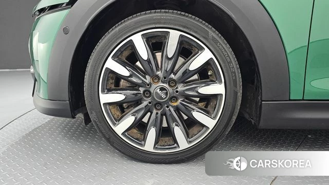 Mini Cooper S id 4740988 из Кореи 27