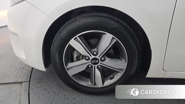 Kia The New K3 id 3672818 из Кореи 15