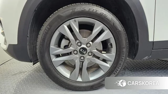 Kia Seltos id 3778704 из Кореи 15