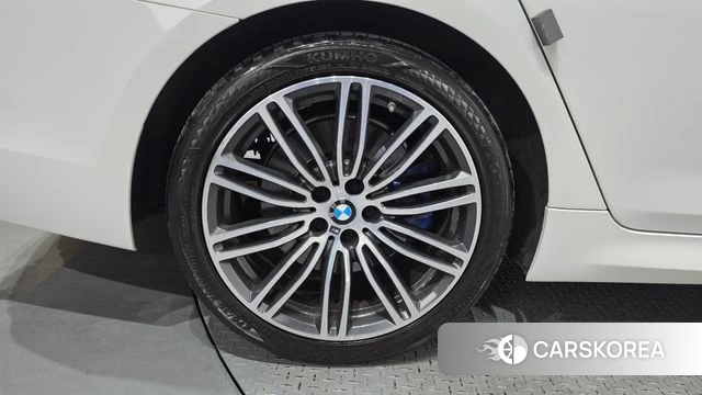BMW 5 Series (G30) id 4286001 из Кореи 15
