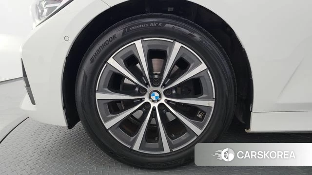 BMW 3 Series (G20) id 4684078 из Кореи 26