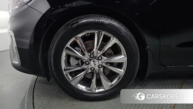 Kia The New Carnival id 2902545 из Кореи 15