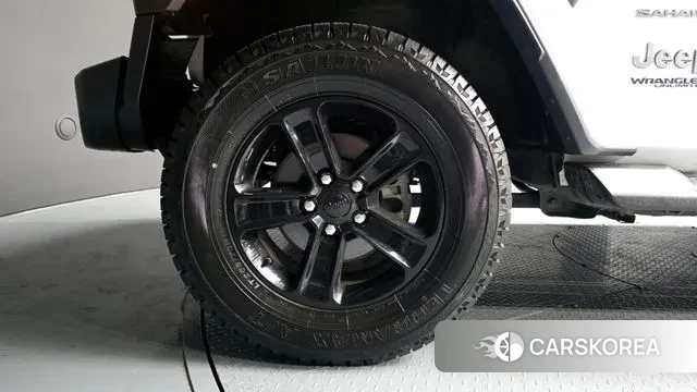 Jeep Wrangler (JL) id 3789630 из Кореи 15