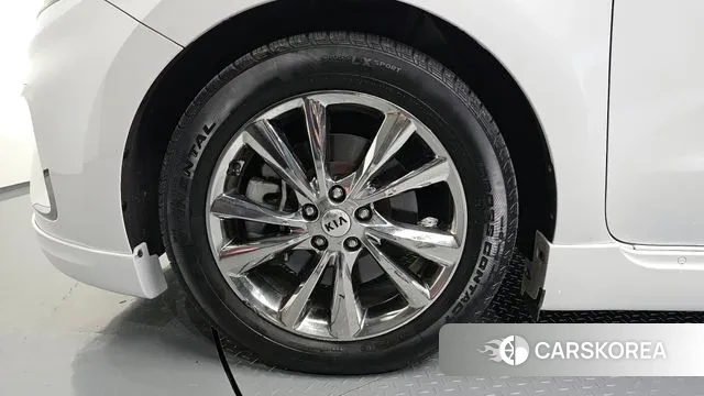 Kia The New Carnival id 3530984 из Кореи 15