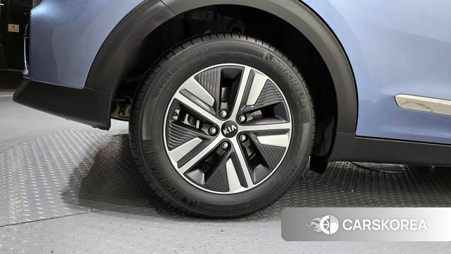 Kia The New Niro id 4339418 из Кореи 28