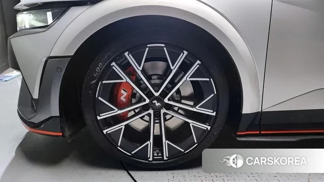 Hyundai Ionic 5 id 3565861 из Кореи 15