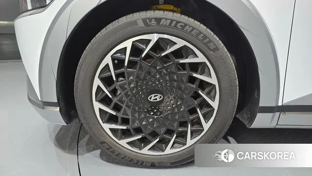 Hyundai Ionic 5 id 3295526 из Кореи 15