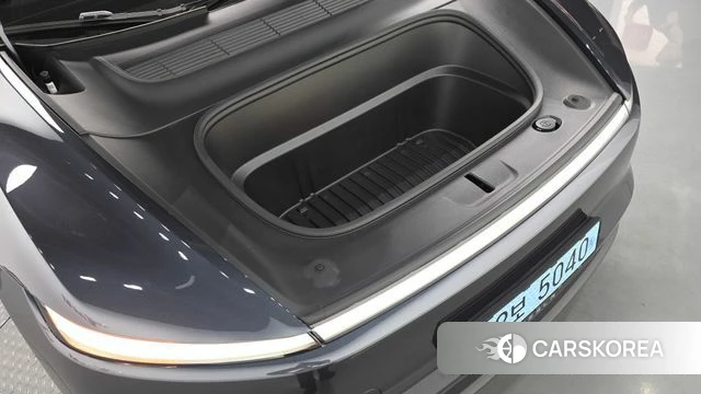 Tesla Model Y id 4279716 из Кореи 26