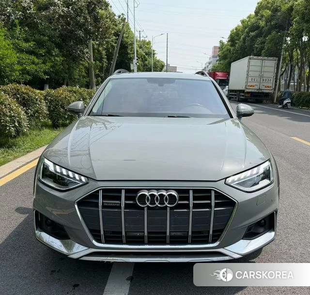 Audi A4 (import) 2021 Темно-серый из Китая, фото 5