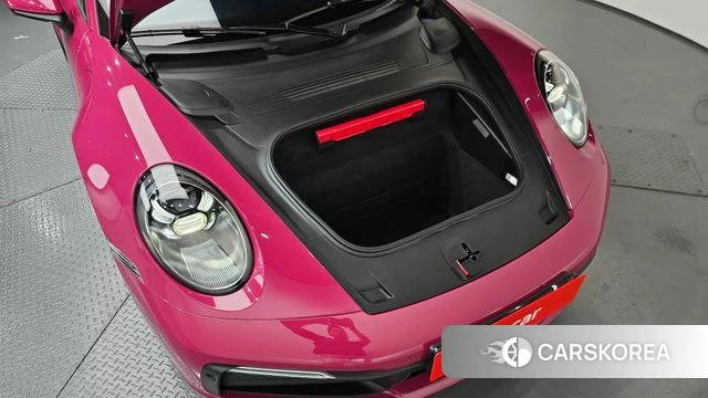 Porsche 911(992) id 4230282 из Кореи 31