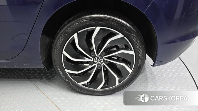 Volkswagen Golf 8th Generation id 4018263 из Кореи 15