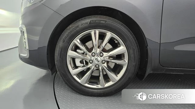 Kia The New Carnival id 4351140 из Кореи 29