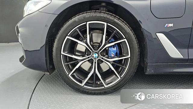 BMW 5 Series (G30) id 3800173 из Кореи 15