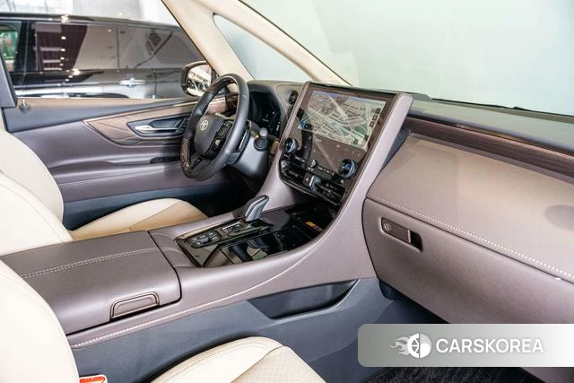 Toyota Elfa id 4271948 из Китая 11