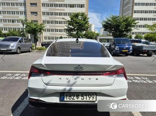 Hyundai Avante Hybrid (CN7) id 4518699 из Кореи 9