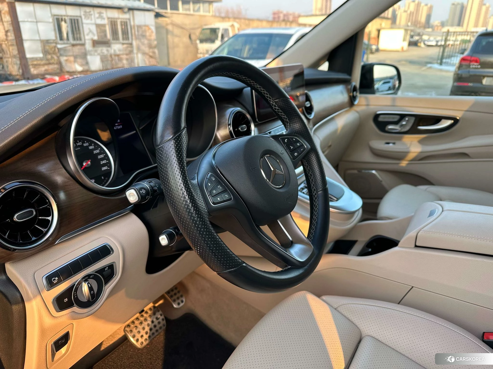 Mercedes-Benz V-class id 4486627 из Китая 22