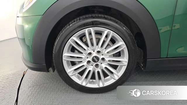 Mini Cooper id 4697640 из Кореи 28
