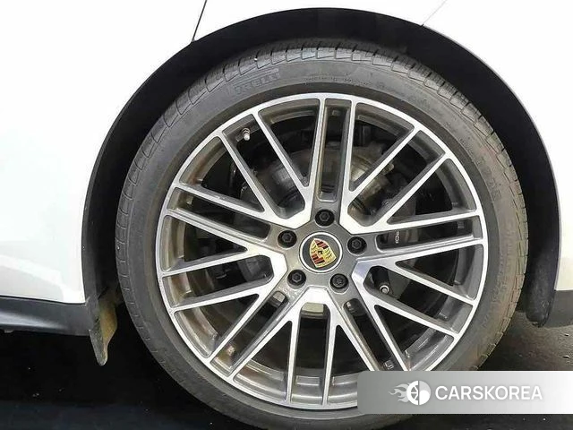 Porsche Panamera (976) id 4480547 из Кореи 15