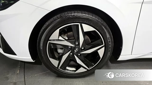 Hyundai Avante Hybrid (CN7) id 3329247 из Кореи 15