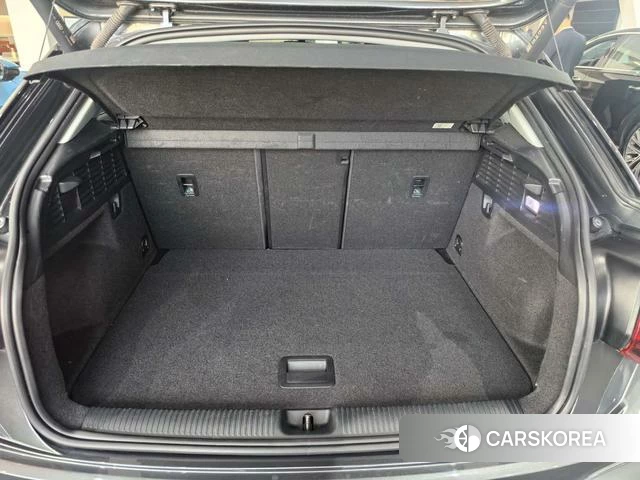 Audi Q2L id 4271079 из Китая 15