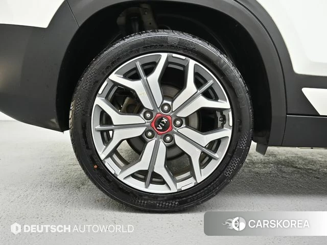Kia Seltos id 4304372 из Кореи 15