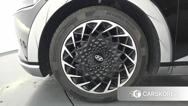 Hyundai Ionic 5 id 4541582 из Кореи 15