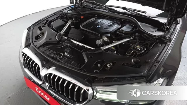 BMW 5 Series (G30) id 3514341 из Кореи 15