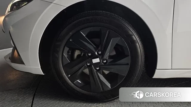 Hyundai Avante (CN7) id 3758860 из Кореи 15