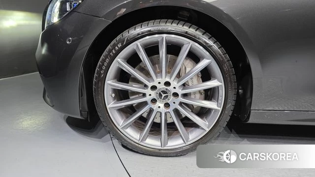 Mercedes-Benz E-Class W213 id 4631841 из Кореи 31