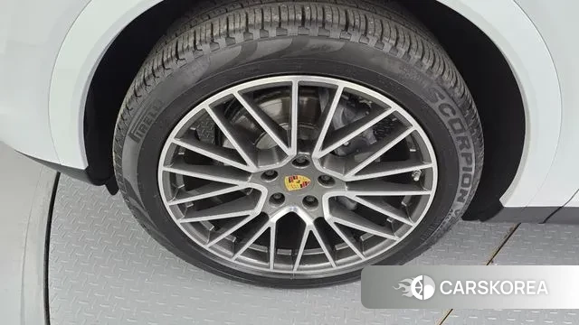 Porsche Cayenne (PO536) id 3390443 из Кореи 15